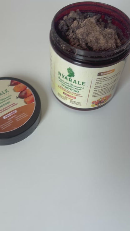 Savon Noir Artisanal à l’Huile de Palmiste Noire – Nettoyage & Hydratation Traditionnelle (500 g)